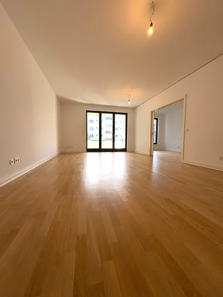 Luxuriöse 4-Zimmer Wohnung im 3. OG mit Balkon in Top-Lage von Berlin-Charlottenburg — photo 1